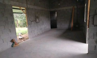 Vendo casa en construccion titulada en Dolega