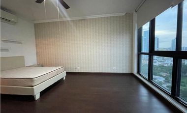 ALQUILER DE APARTAMENTO EN AV BALBOA - PH MIRAMAR PLAZA