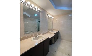 ALQUILER DE APARTAMENTO EN AV BALBOA - PH MIRAMAR PLAZA