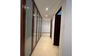 ALQUILER DE APARTAMENTO EN AV BALBOA - PH MIRAMAR PLAZA