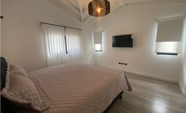 CASA EN VENTA BARRIO PIONEROS CALIFORNIANA MODERNA