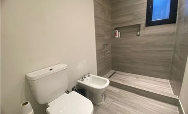 CASA EN VENTA BARRIO PIONEROS CALIFORNIANA MODERNA