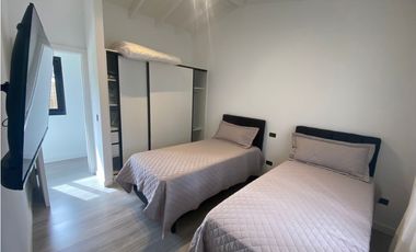 CASA EN VENTA BARRIO PIONEROS CALIFORNIANA MODERNA