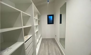 CASA EN VENTA BARRIO PIONEROS CALIFORNIANA MODERNA