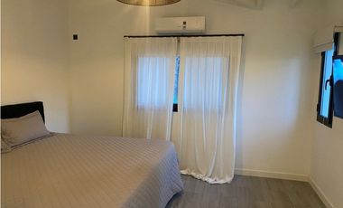 CASA EN VENTA BARRIO PIONEROS CALIFORNIANA MODERNA