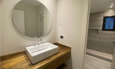 CASA EN VENTA BARRIO PIONEROS CALIFORNIANA MODERNA