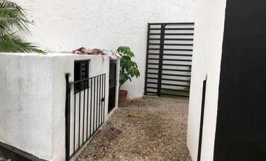 Casa Sola en Ahuatepec Cuernavaca - CAEN-673-Cs
