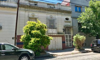VENTA CASA 10 AMBIENTES BOEDO COCH PATIO Y TERRAZA