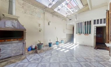 VENTA CASA 10 AMBIENTES BOEDO COCH PATIO Y TERRAZA