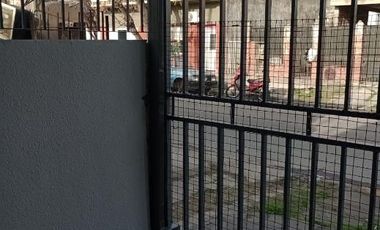 Casa para 2 Familias en venta en Bernal Oeste