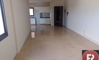 Departamento en alquiler de 1 dormitorio c/ cochera en Otros Barrios