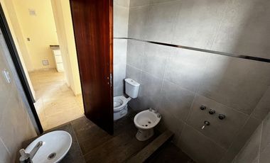 Departamento en alquiler en Bernal Oeste