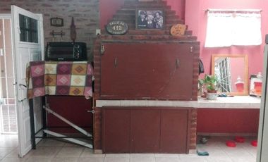 Casa PH en venta en Bernal Centro