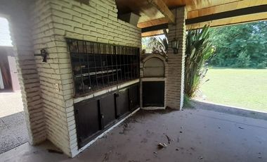 VENTA CASA QUINTA 5 AMBIENTES EN PONTEVEDRA