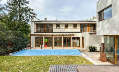 ALQUILER CASA  5 AMBIENTES  B. C. LA COLINA