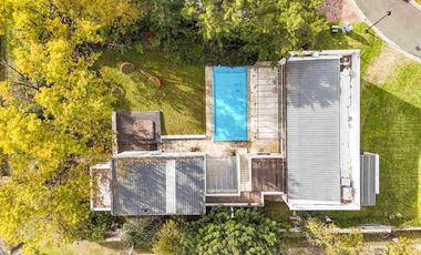 ALQUILER CASA  5 AMBIENTES  B. C. LA COLINA