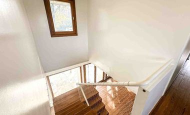 ALQUILER CASA  5 AMBIENTES  B. C. LA COLINA
