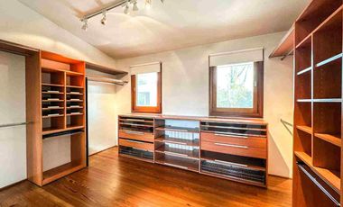 ALQUILER CASA  5 AMBIENTES  B. C. LA COLINA