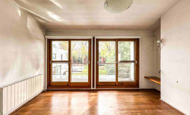 ALQUILER CASA  5 AMBIENTES  B. C. LA COLINA
