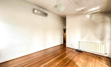 ALQUILER CASA  5 AMBIENTES  B. C. LA COLINA