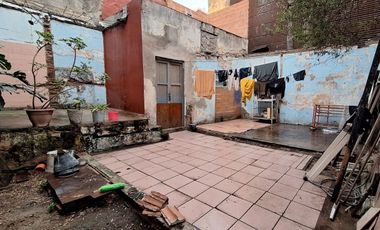 Venta - casa compuesta de 3 PH - LA BOCA