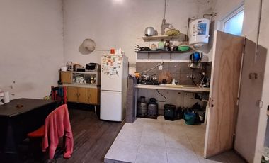 Venta - casa compuesta de 3 PH - LA BOCA