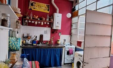 Venta - casa compuesta de 3 PH - LA BOCA