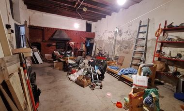 Venta - casa compuesta de 3 PH - LA BOCA