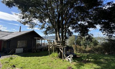 Parcela en Venta en Casa con terreno y acceso a la playa.