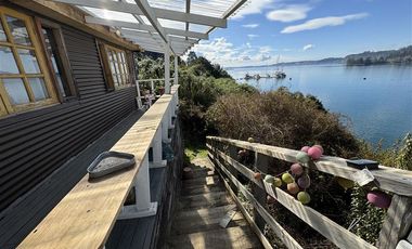 Parcela en Venta en Casa con terreno y acceso a la playa.