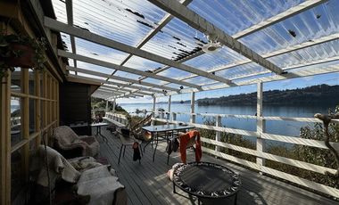 Parcela en Venta en Casa con terreno y acceso a la playa.