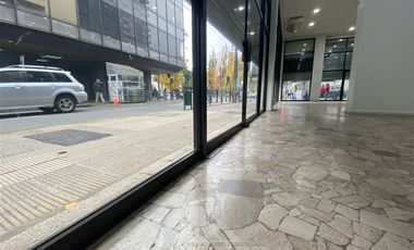 Local Comercial en Arriendo en Local esquina Plaza Armas con gran flujo comercial