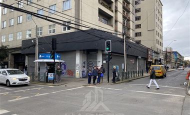 Local Comercial en Arriendo en Local esquina Plaza Armas con gran flujo comercial