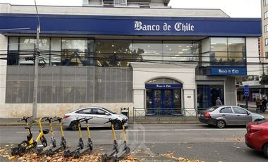 Local Comercial en Arriendo en Local esquina Plaza Armas con gran flujo comercial
