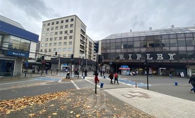 Local Comercial en Arriendo en Local esquina Plaza Armas con gran flujo comercial