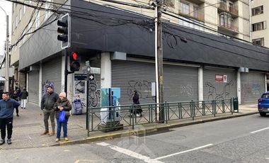 Local Comercial en Arriendo en Local esquina Plaza Armas con gran flujo comercial