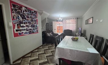 Casa en Venta en LA ARAUCANIA 1160, QUILICURA