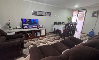 Casa en Venta en LA ARAUCANIA 1160, QUILICURA