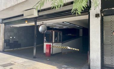 Estacionamiento en Venta en MIRAFLORES CON MERCED