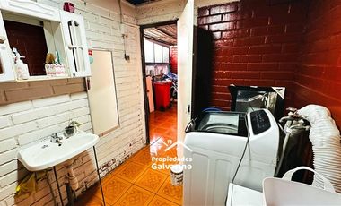 Casa en Venta en La Travesía / Teniente Cruz