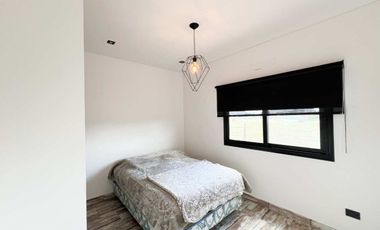 VENTA CASA DE 4 AMBIENTE EN BARRIO SAN SEBASTIAN
