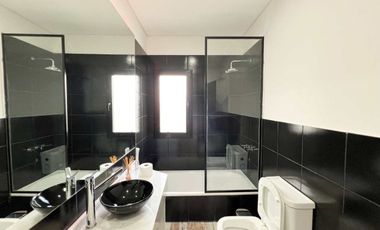 VENTA CASA DE 4 AMBIENTE EN BARRIO SAN SEBASTIAN