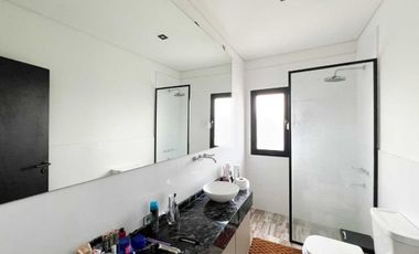 VENTA CASA DE 4 AMBIENTE EN BARRIO SAN SEBASTIAN
