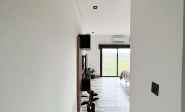 VENTA CASA DE 4 AMBIENTE EN BARRIO SAN SEBASTIAN