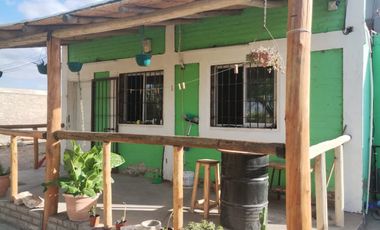 Casa de 2 dormitorio con pileta y quincho. Pocito