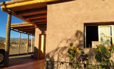 VENTA CASA DE CAMPO 3 DORMITORIOS, BARREAL CENTRO