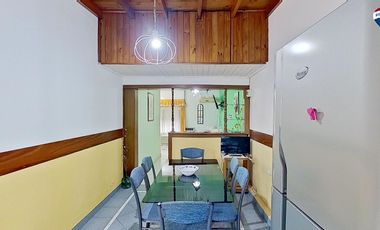 Casa 4 ambientes en Morón sur/apto crédito