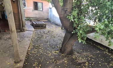 Casa en Venta en Pje. Dávila 1, con calle Bulnes