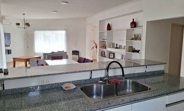 VENTA/CASA/4 AMB./PILETA/ARROYO DULCE/LUJAN
