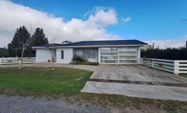 VENTA/CASA/4 AMB./PILETA/ARROYO DULCE/LUJAN
